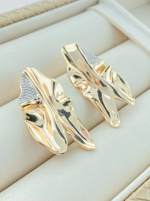 BRINCO CHAPA AMASSADA