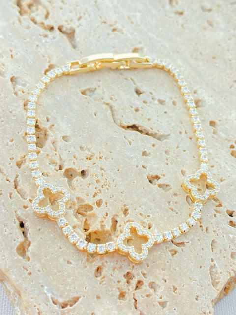 PULSEIRA TREVO RIVIERA VAZADA