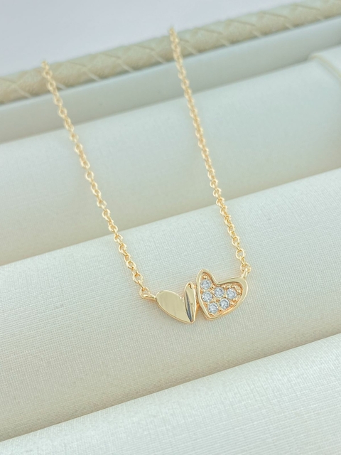 COLAR MINI CORAÇÕES CRAVEJADO OURO 18K