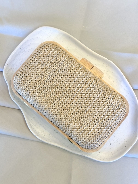 CLUTCH PALHA COM ACABAMENTO MADEIRA MARROM CLARO