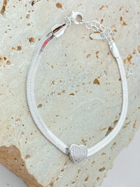 PULSEIRA FITA COM PINGENTE CORAÇÃO CRAVEJADO RODIO BRANCO