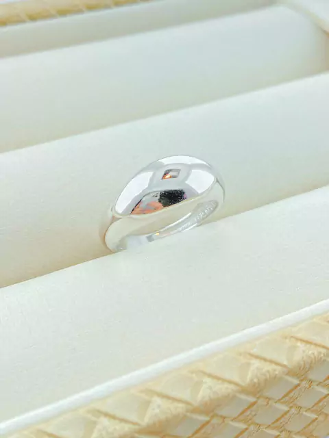 ANEL ABAULADO LISO RÓDIO BRANCO