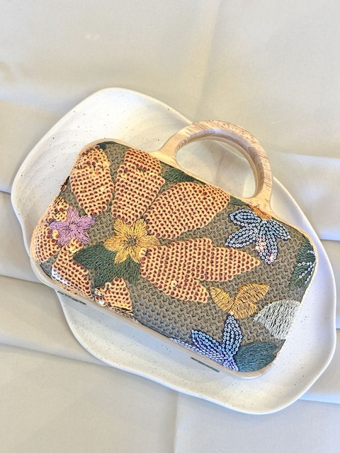 CLUTCH ALÇA AMADEIRADA PAETÊ COLORS AMARELO