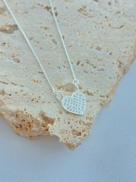 COLAR COM PINGENTE CORAÇÃO PRATA 925