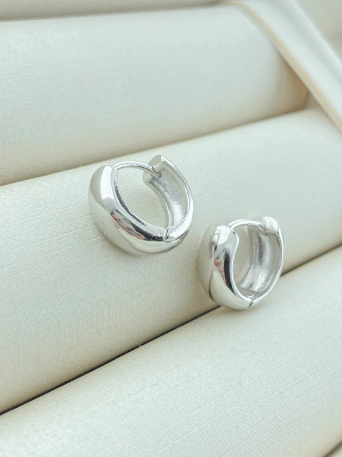 BRINCO ARGOLA DE CLICK 19MM RODIO BRANCO