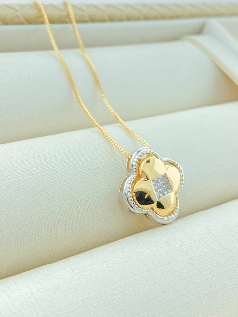 COLAR TREVO REMOVÍVEL FOLHADO A OURO