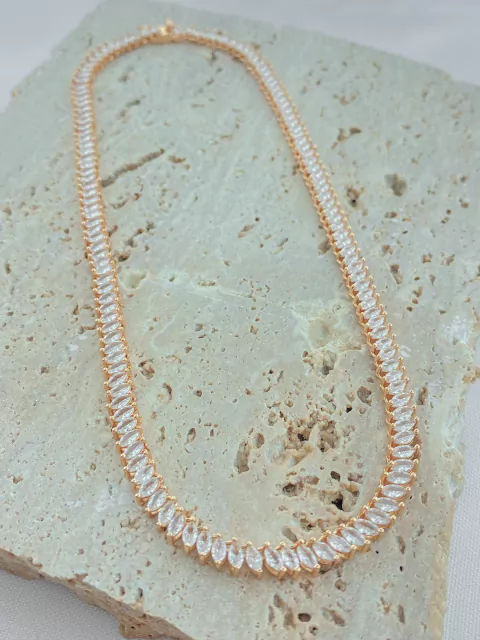 CHOKER CRISTAL FOLHADO A OURO