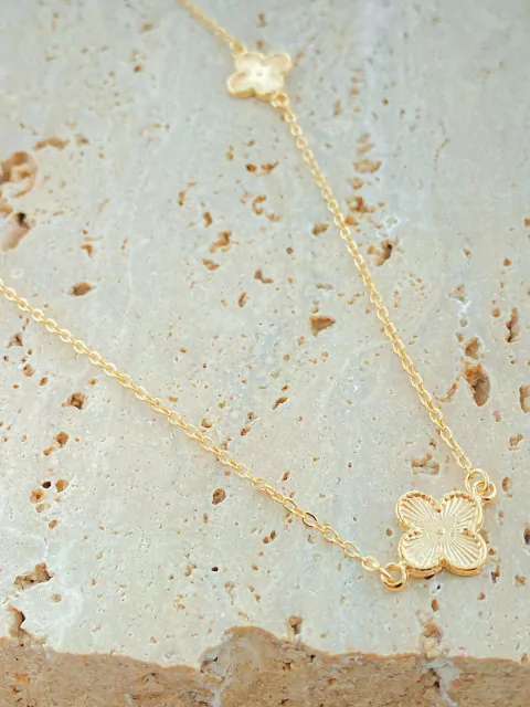 COLAR FLOR LISA INSPIRAÇÃO ALTA JOALHERIA FOLHADO A OURO