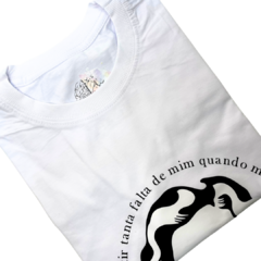 CAMISETA - CLARICE na internet