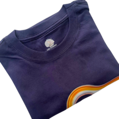 CAMISETA - BURACO NEGRO na internet