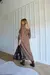 VESTIDO MIDI LUCIANA (POA OFF FUNDO MARROM) na internet