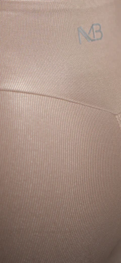 LEGGING CELINA CANELADA AREIA na internet