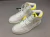 AIR JORDAN 1 HIGH OG FIRST CLASS FLIGHT WHITE/DYNAMIC YELLOW na internet