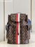 LV Cristopher PM (38 x 44 x 21)