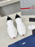 PRADA SNEAKERS na internet