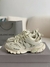 BALENCIAGA TRACK na internet