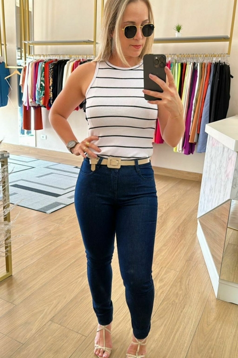 Calça Feminina Cigarrete Jeans Escura
