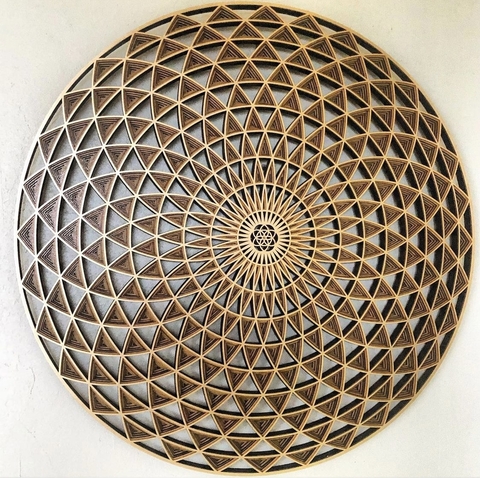 TORUS (VERNIZ E DOURADO)