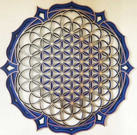 FLOR DA VIDA (GRADIENTE AZUL, VIOLETA E DOURADO)