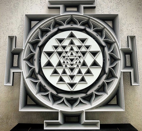 SHRI YANTRA (GRADIENTE CINZA)