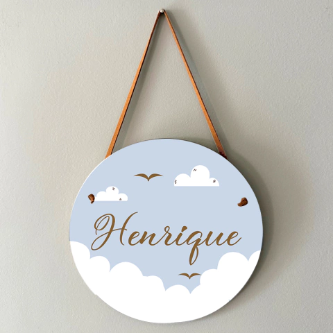 Placa porta maternidade nuvem azul