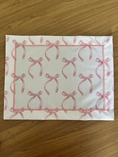 Lugar Americano Laços Rosas