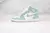 Air Jordan 1 Retro High Turbo Green na internet