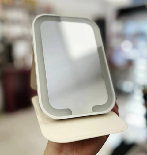 Espejo rectangular beige con luz LED - comprar online