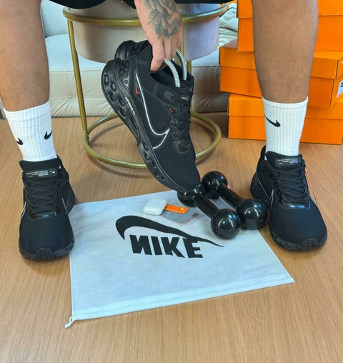 NIKE REACT INFINITY RUN 3