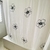 CORTINA DE BAÑO ESTAMPADA + GANCHOS en internet