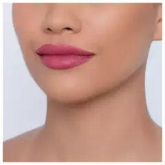 Batom líquido Matte aveludado Karen Bachini Beauty - Laine Gomes Beauty
