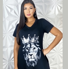 Vestido Leão de Judá na internet