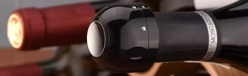 Tampa de garrafa de vinho tinto