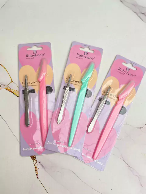 Kit Perfilador y pinza cejas Ruby Face