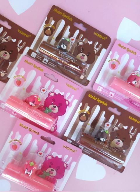 Hidratante de labios de fresa y chocolate Osito - comprar en línea