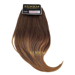 Aplicação de cabelo Tic Tac Alinda na cor W8T613, com textura suave e ondulada.