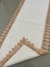 CAMINHO DE MESA TECIDO ALGODÃO COM LINHO, RENDA GUIPIR CARAMELO 1,5 m