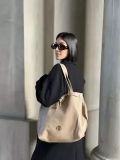 BOLSO CON SOBRE VAYU en internet