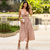 VESTIDO MIDI FLORAL REVANCHE BEGE - Marcy Modas