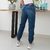 CALÇA JEANS JOGGER COM BOLSO FACA REVANCHE PRADA - loja online