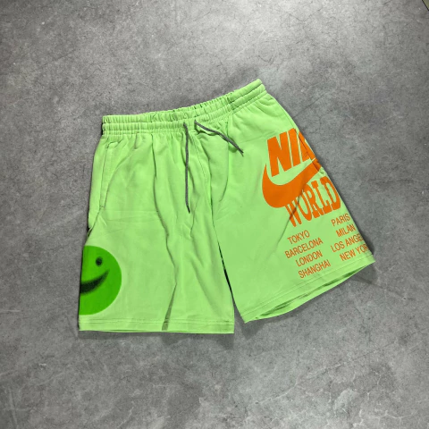 BERMUDA MOLETOM NIKE WORLD TOUR - comprar online