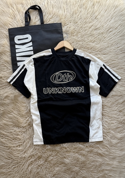 REMERA UNKNOWN - comprar online