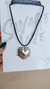 Collar Ravena en internet
