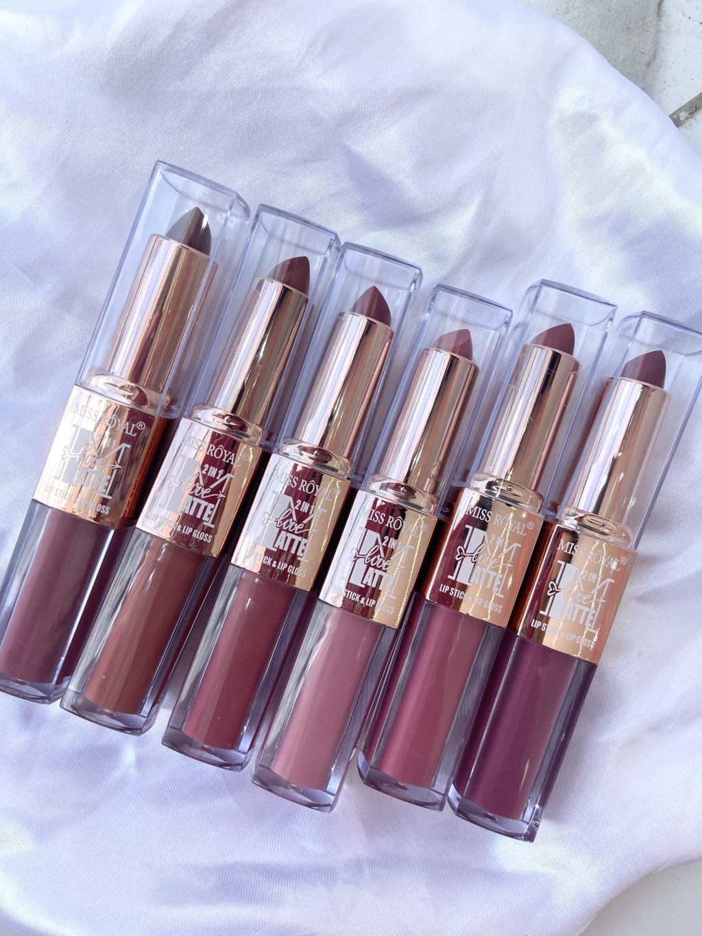 Batom + Gloss 2 em 1 Gloss e Bastão Matte - Miss Royal