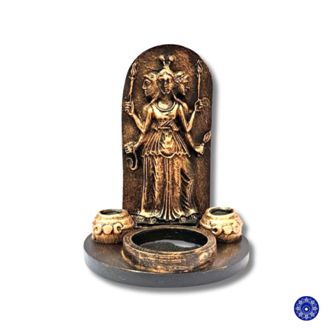 Enfeite de Resina Hecate 3 Faces Com Altar 12cm