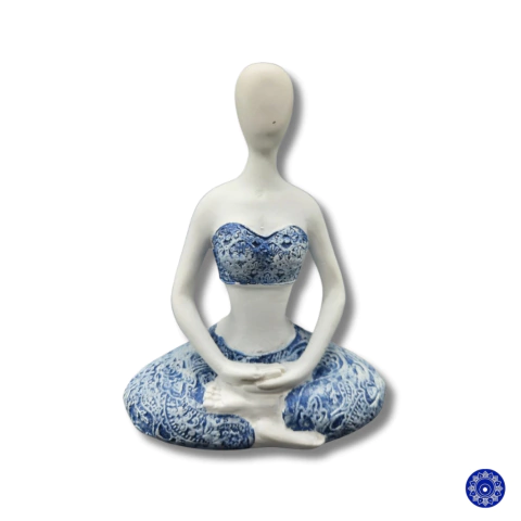 Enfeite de Resina Yoga Azul e Branco 13x11