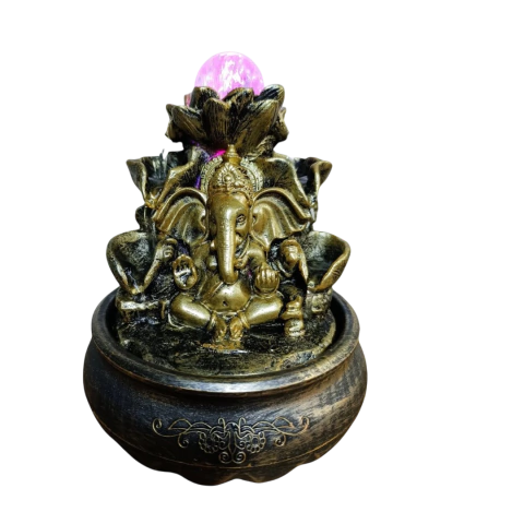 Fonte pequena em resina Ganesha dourado