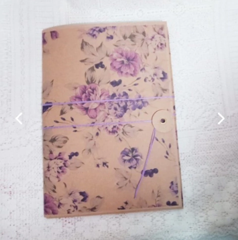 Flipbook floral lilás A5