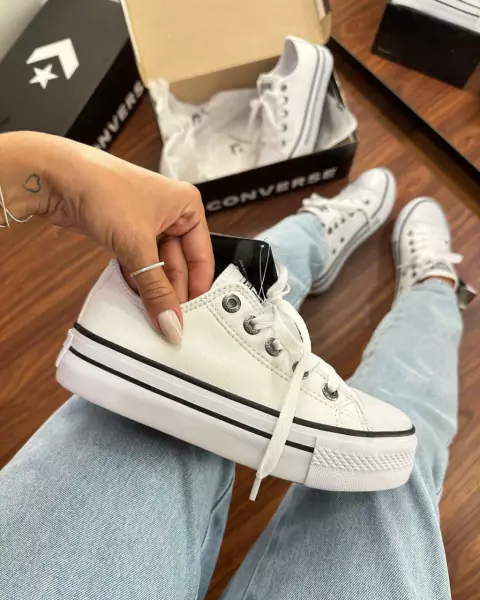 All Star plataforma couro branco