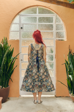 Vestido Floreios